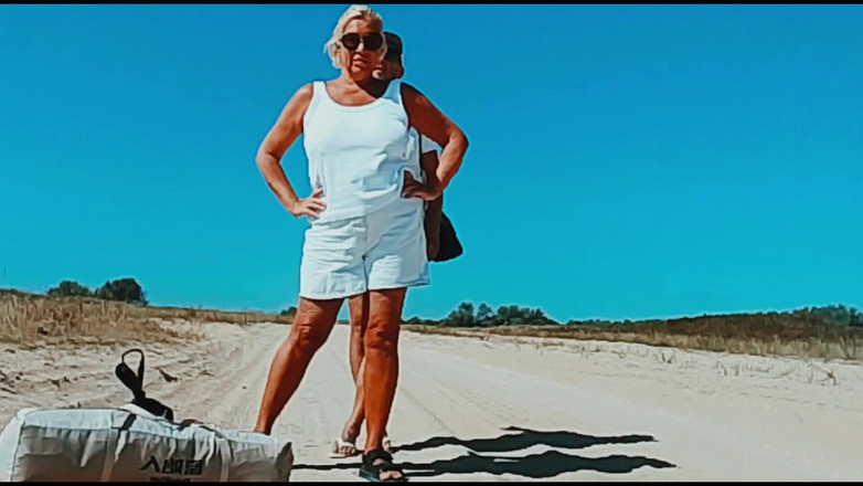 Crazyfamily 1970: Hisap orang asing di jalan raya