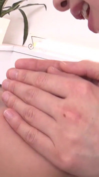 Mirei Aikawa otrzymuje leczenie nieświeżego oddechu w klinice erotycznej Kotona Hirakawa (ocenzurowane)