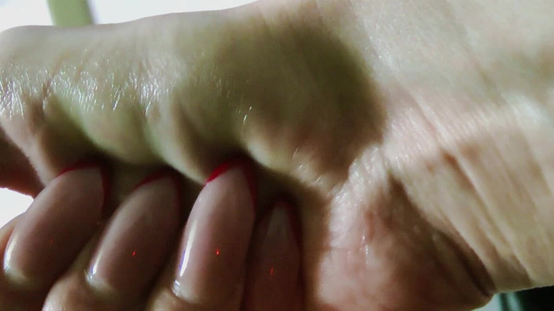 Goddess Celine: Dominace nohama