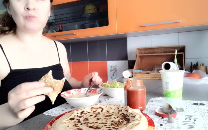 VikkiGeorgia: Je mange