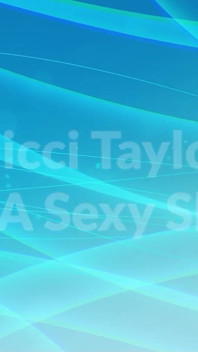 Nicci taylor fa una doccia sexy