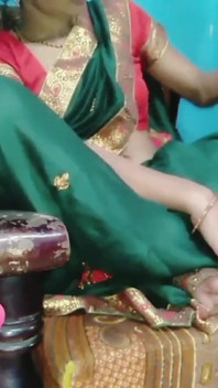 Devar Ji Ne Raat Bhar Meri Choot Chod Chod Kar Laal Kar Di