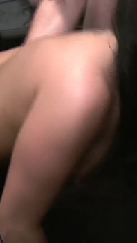 Impreza Gangbang dla Claudia i Pixiee Little 1