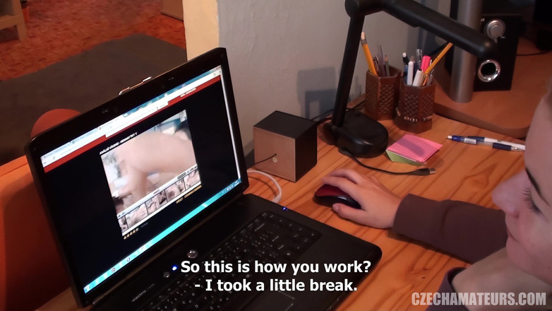 CzechAmateurs: 체코 아마추어 96 밀프 그녀의 엉덩이를 사랑해