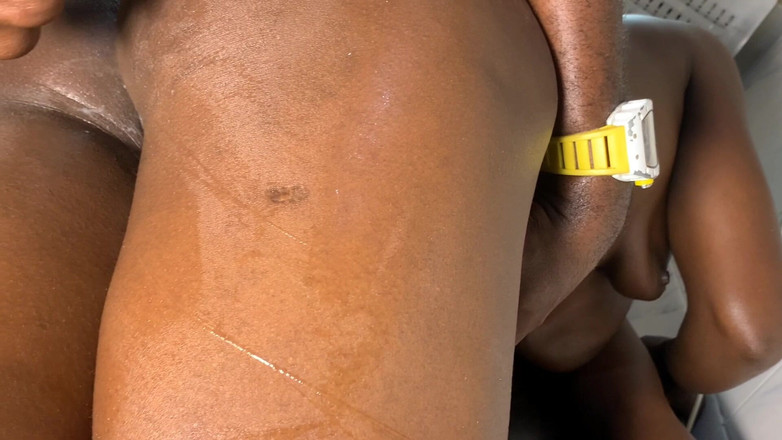 Ebony-forever69: Cogí a Mi Pequeña Novia En La Nevera Y En...