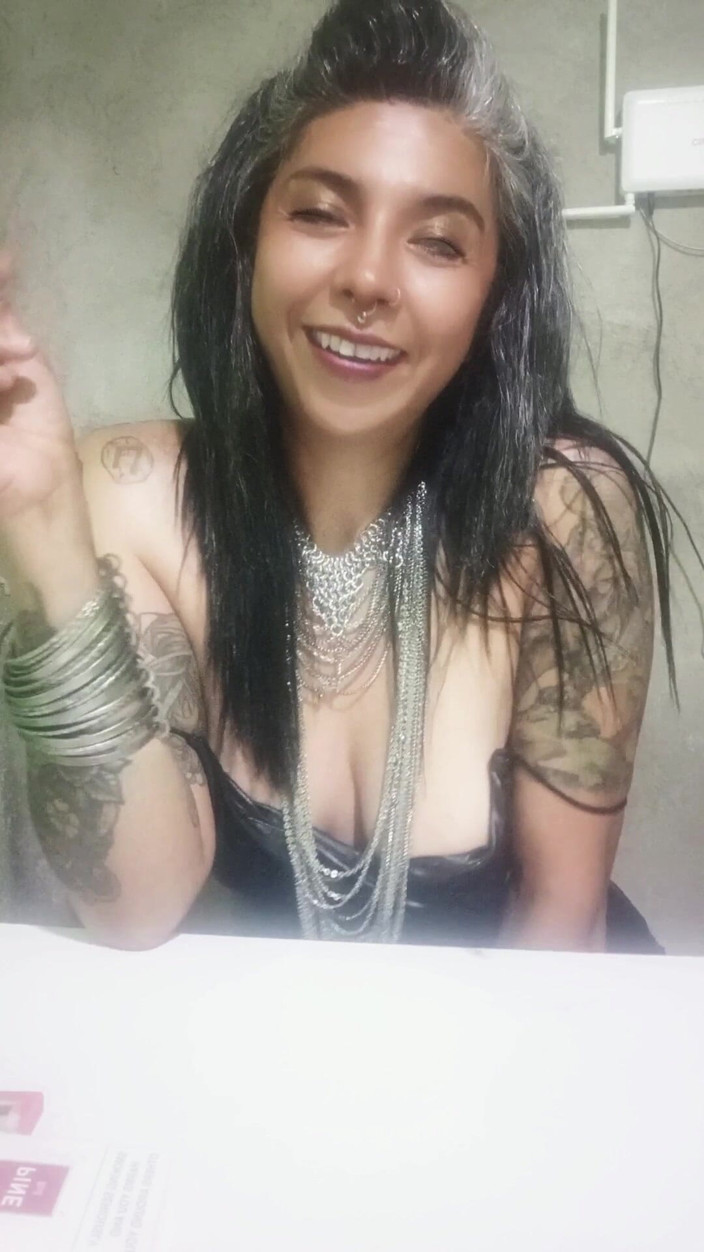 Casia Castro: Godiamoci questo sigaro insieme