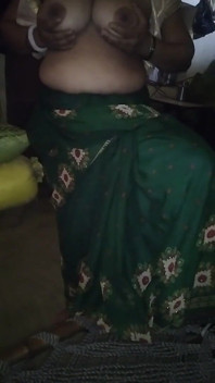 Desi Maal Boobs