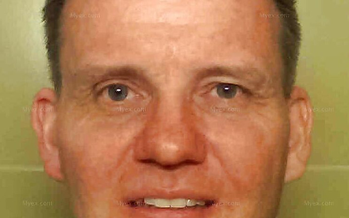 Markus D: Markus lagi asik ngocok kontol