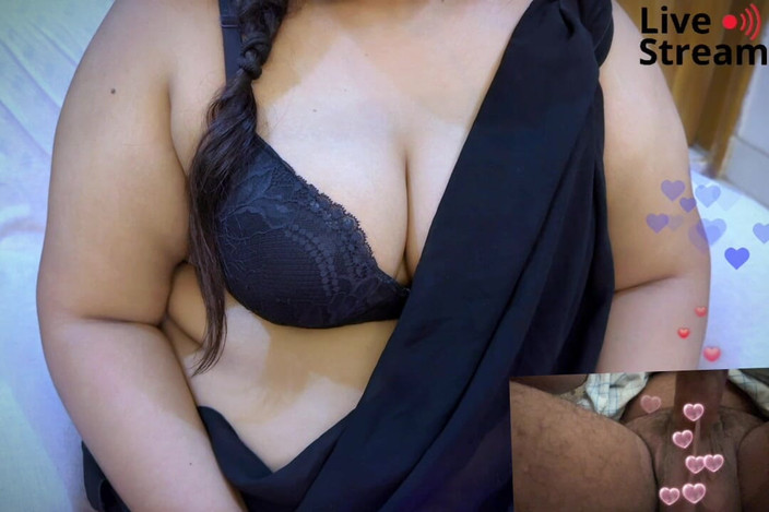 Your Boy's Cum: Indická sexy Mallu Servent live show v šéfově pokoji a ukaž...