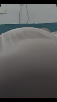 Těsné šaty