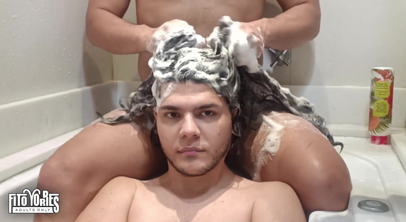 Fito Torres: Fidanzato che scherza nel mio vabelo e poi si lava...