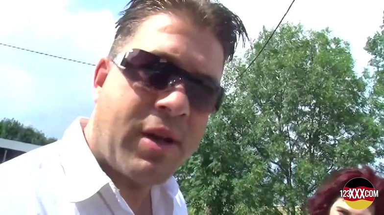 123XXX - Fucked Amateurs in Germany!: 红发熟女需要那根坚硬的鸡巴