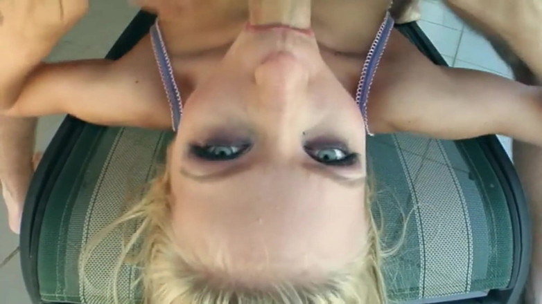 Cruel Media TV: युवा हेलेना और 3 दोस्त और उसके चेहरे का झटका