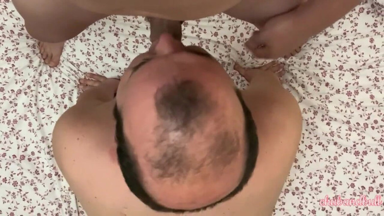 Chub_Bull: Fast blowjob in bed