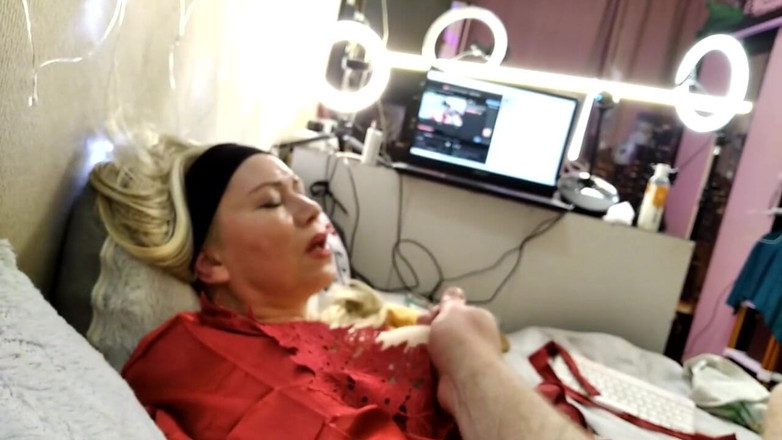AimeeParadise: Stiefmoeders grote borsten: Handleiding