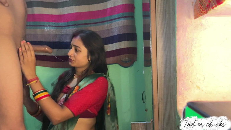 Palraj_fuck: Baddie Bhabhi Ko Bahane Se Ghar Bula Saree Utha Kar...