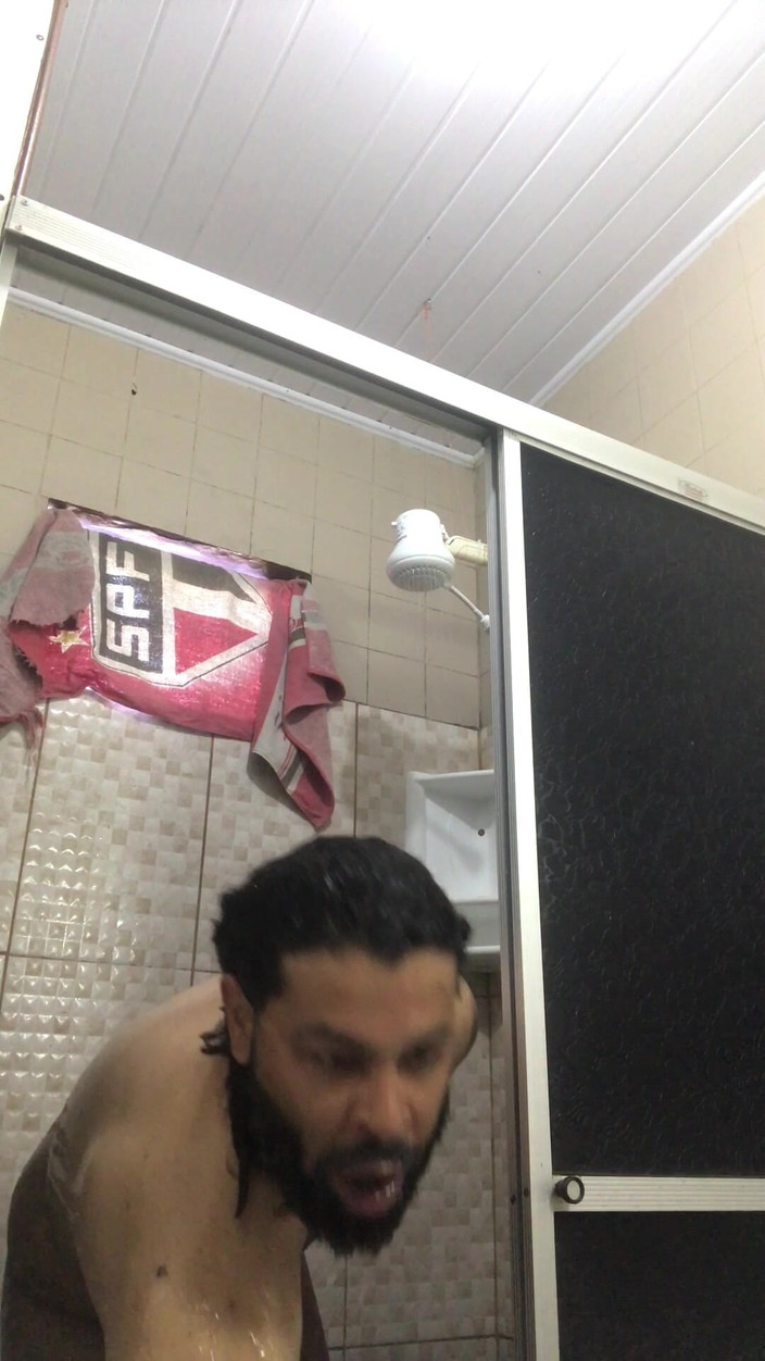 i7Bernard: シャワー。