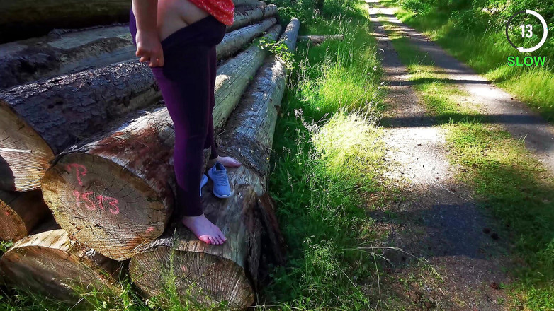 Bouncy Tits Action: Wank hra 9 - zkus se nevystříkat