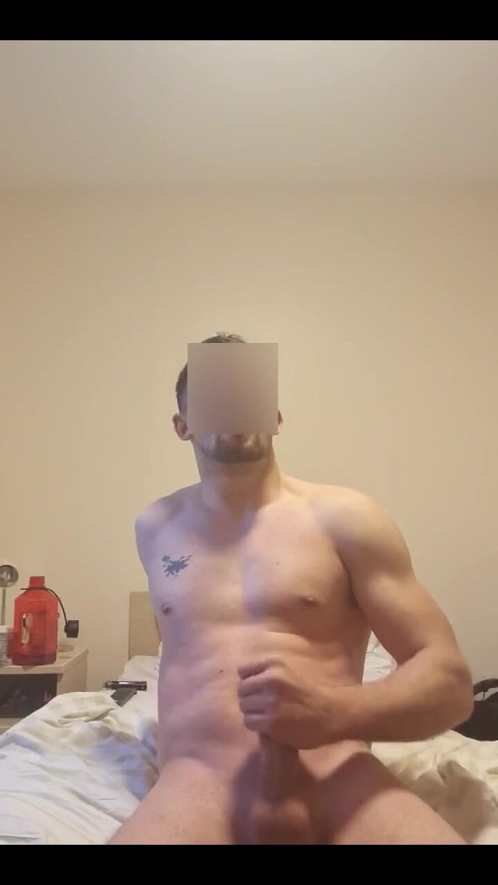 Englishtom20vip: Masturbasi sore-sore yang nggak bisa dipuasin sama pacarnya