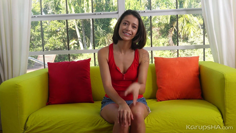 Karups: Phỏng vấn Izzy Bell