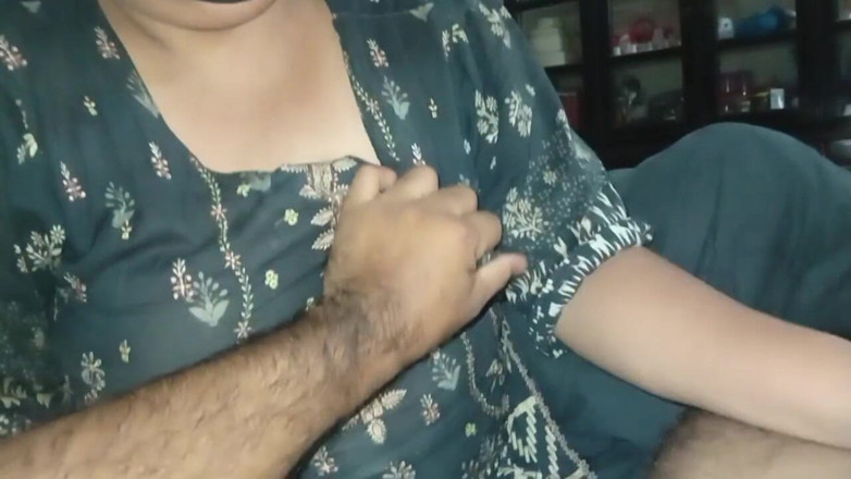 Ashu0286: Hot boy e desi bhabhi nuovo video virale XXX bhabhi...
