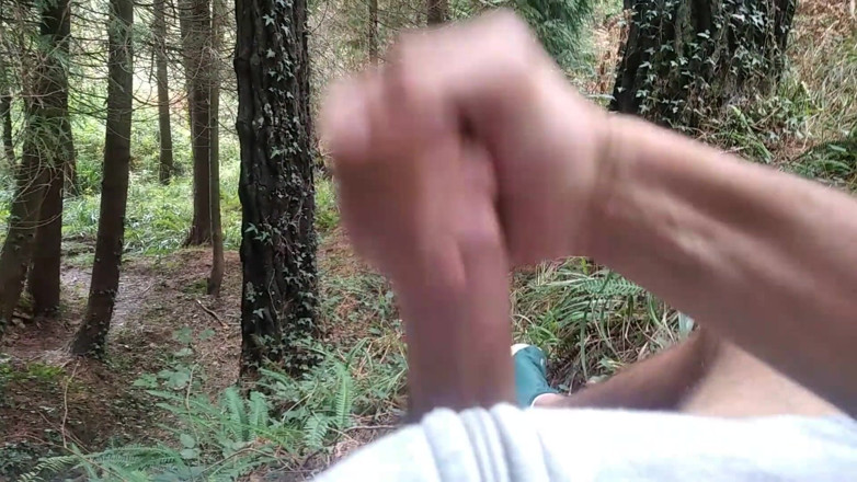 Elvissc: Hiker Takes Out His Dick Looking for Mushroomsand Unloads Semen...