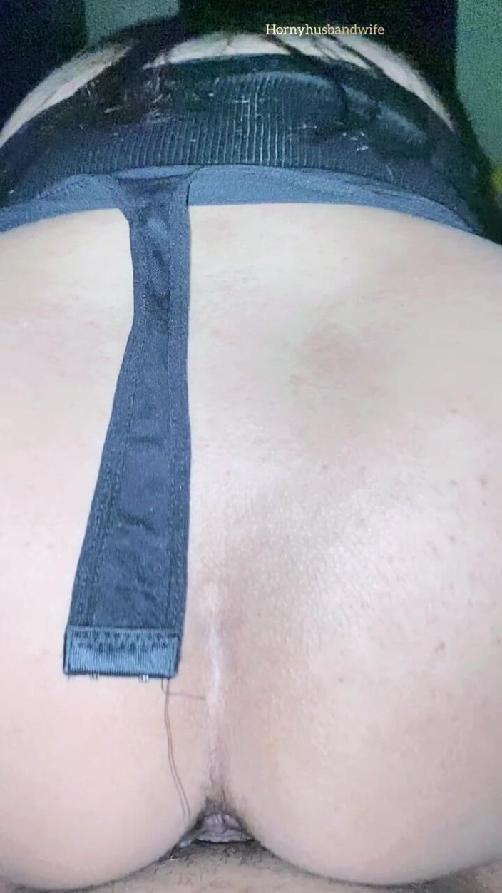 Hornyhusbandwife: Nasz pierwszy seks analny, pełen wytrysków