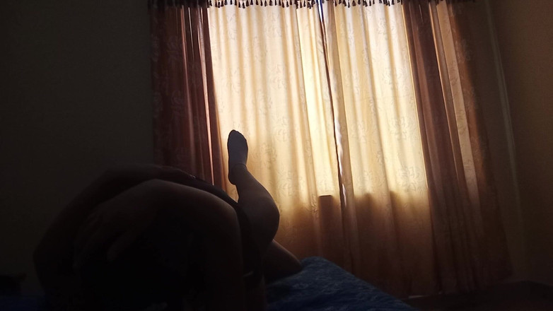 Moo DBOXXX: Eu faço sexo diariamente com uma nova garota da igreja,...