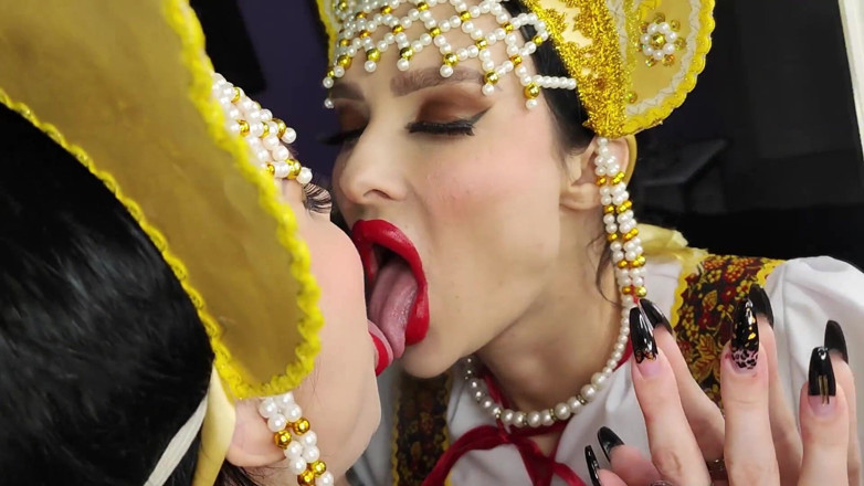 Princess18_: 壁の鏡 それらすべての中で最も美しいのは誰ですか