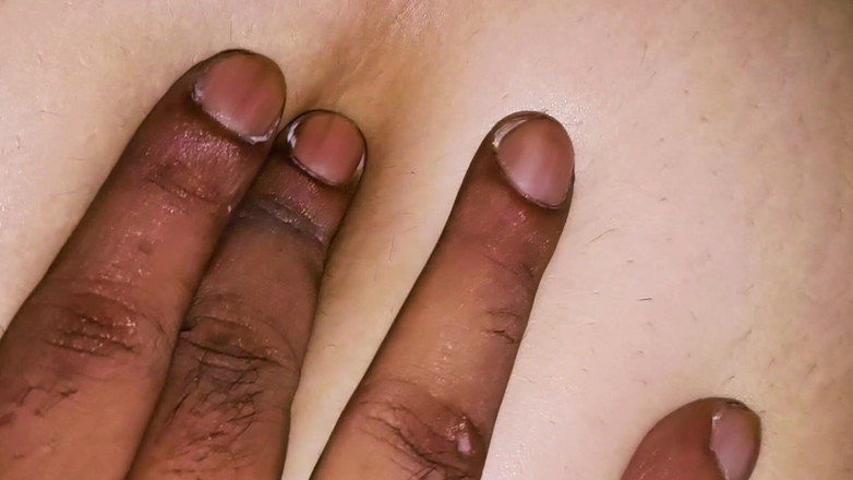 Catchybusty: Kontol 20 cm menghancurkan semua kontol dalam sekejap
