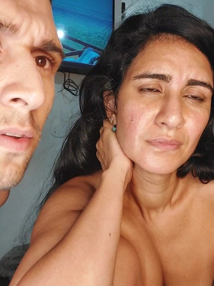 Renatinharj: Una ragazza molto eccitata che offre tutto il suo piacere