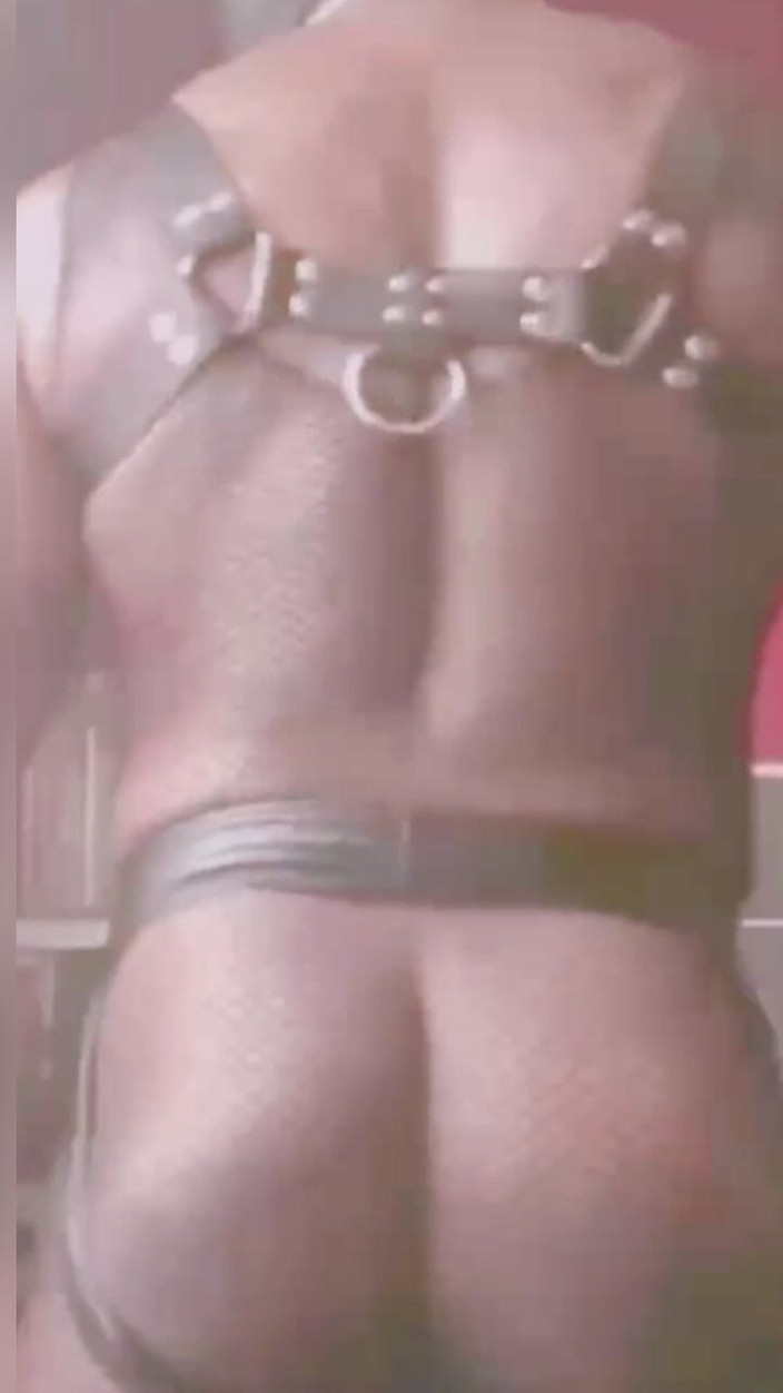 Black mature kinky muscle: Bahagian 2 Badan Jala Gear Merokok &amp; Pameran Punggung