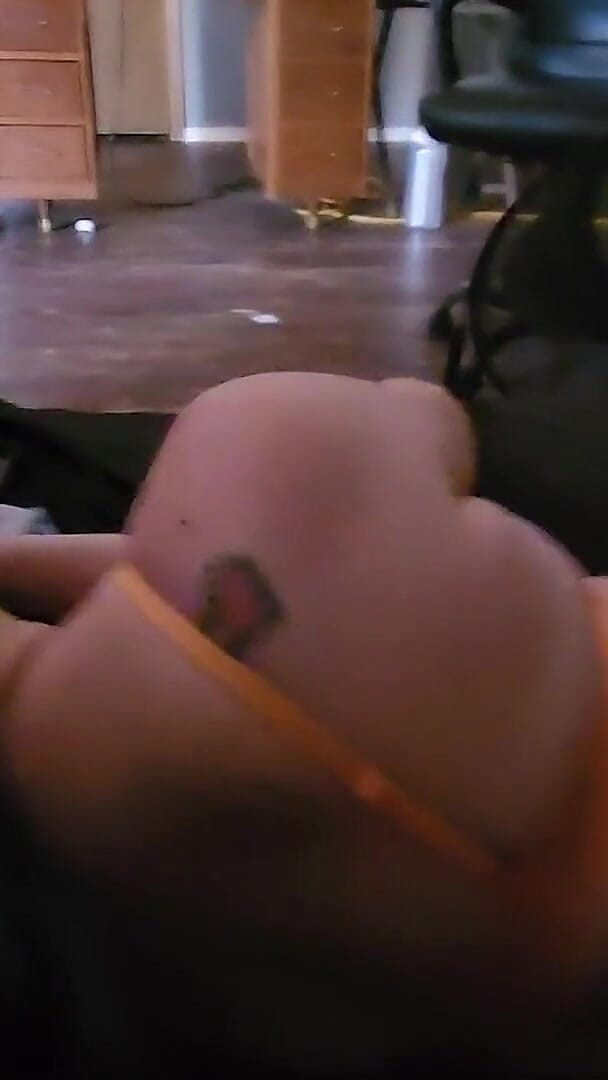 Frenzied Quickie (Mama Foxx94)