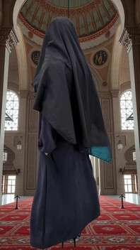 Abaya și Hijab încearcă