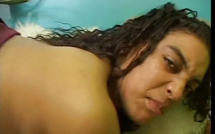 Big Beautiful Girls: Black chick sucks cock and fucked