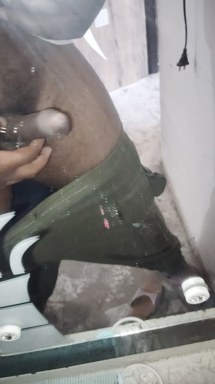 Punjabi bull: Invitation for Collaboration While Masterbating.