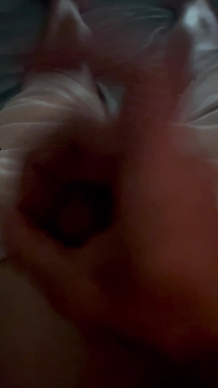 Quan Vietnam 18: 惊呆了醒来，低头看着这只鸟，感觉非常僵硬，然后