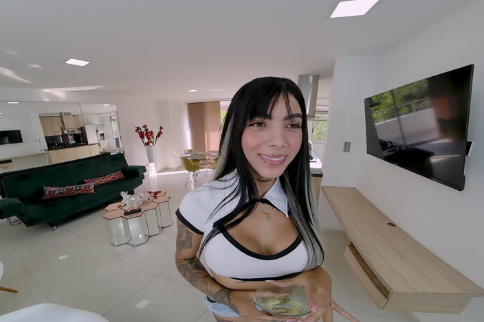 VR Latina: Vibrant Visions