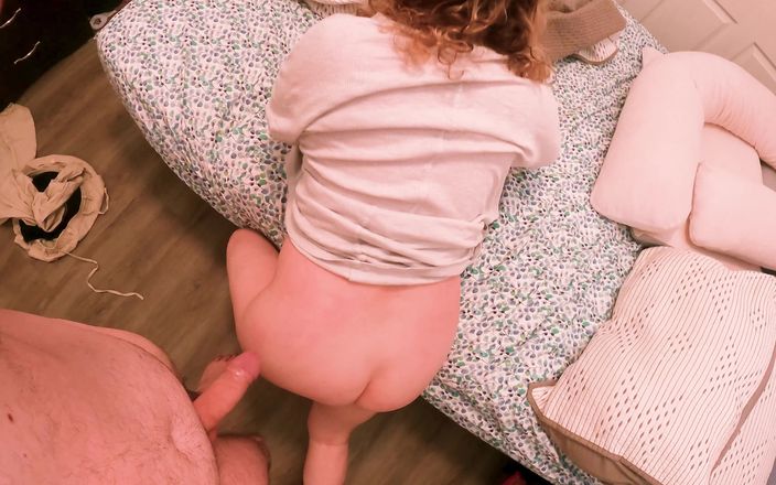 Erin Electra: Büyük doğal memeli orta yaşlı seksi kadın temizlik üvey oğlunun yarağını...
