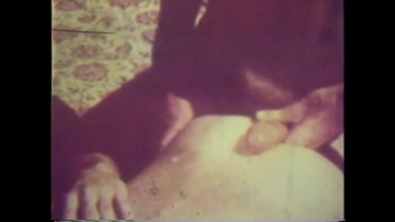 Vintage Usa: Prisoners with the Ball at Their Feet