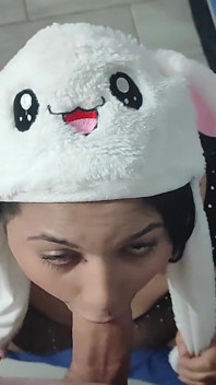 Teen Cosplay Sucking Big Dick