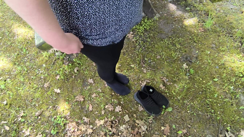 Bouncy Tits Action: Tit and Vagina Slapping on Picnic Table