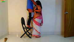 Aria Mia: MILF sexy arabská žena chce šukat od elektrikáře