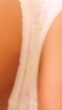 Meine freundin sonia, heißes cameltoe, höschen und muschi-masturbation