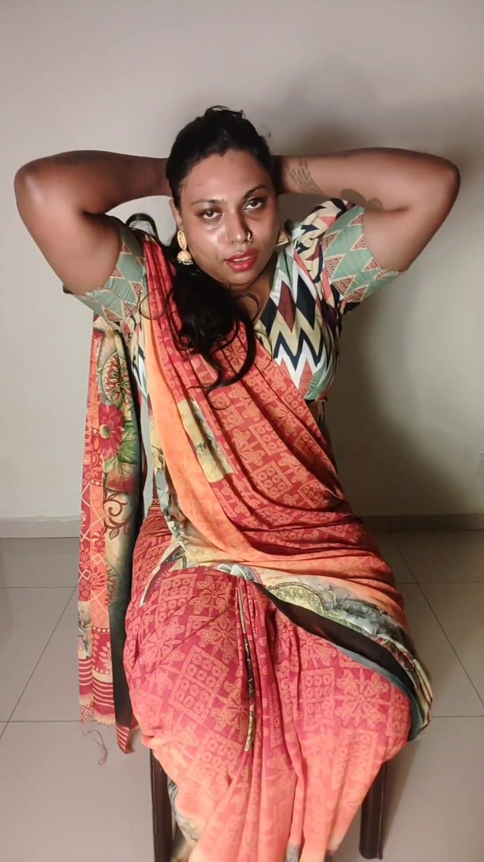 Silky Sutra: Red Light Thevudiya Ilaria and Virgin Ramesh