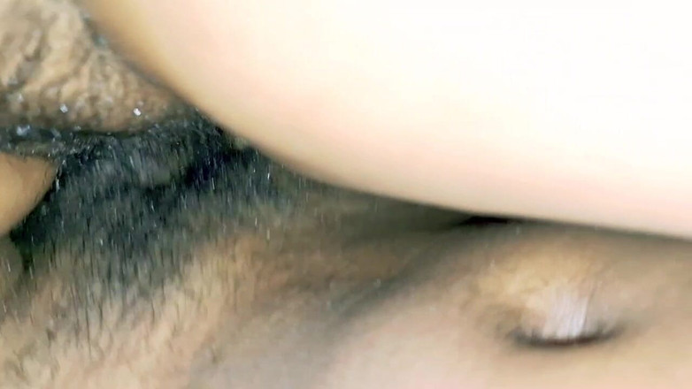 Wifeee: Awek kolej yang dipanggil di rumah, menanggalkan pakaiannya, minyak gunaan...