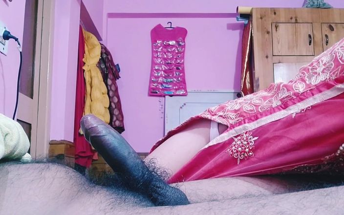 Bolly Karma: Máy bay bà già yêu thích đang chạm vào con cặc...