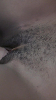 Creampie pepek hitam berbulu amatur