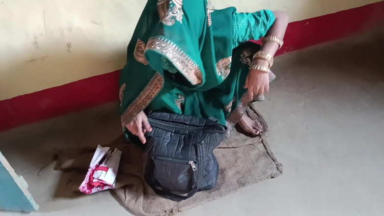 Shahilsingh119: Desi Hot Wife Very Cute