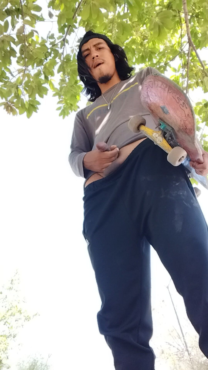 AlexAlejandro13: 公園での普通の一日